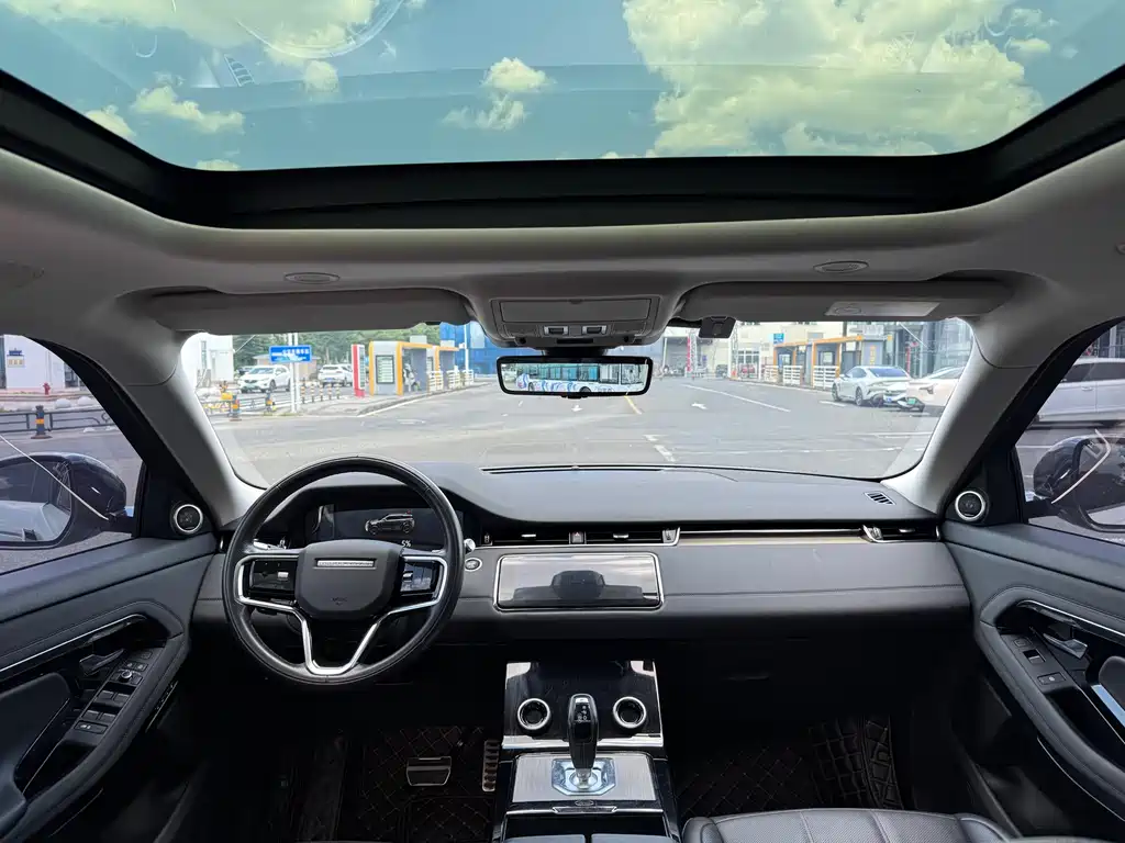 Land Rover Evoque PHEV 2022 — фото 7