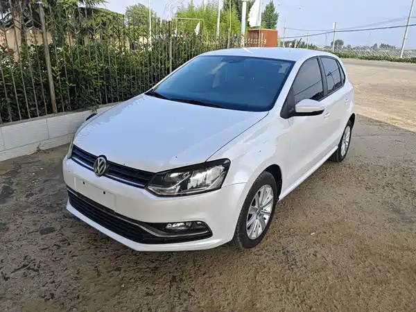Volkswagen Polo 2016