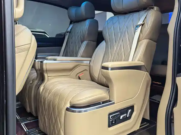 Buick GL8 2021
