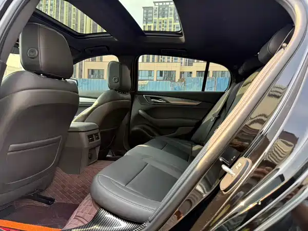 Cadillac CT5 2025