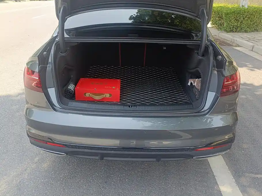 Audi A4L 2023