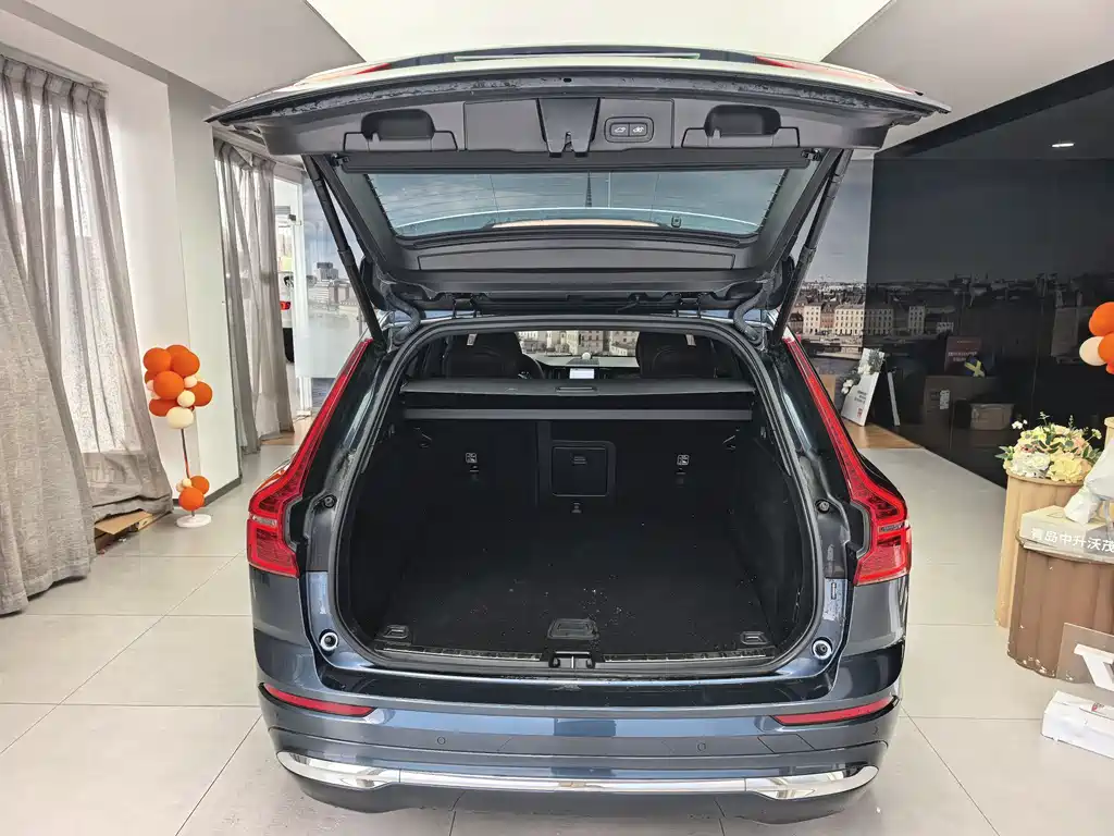 Volvo XC60 PHEV 2024 — фото 17