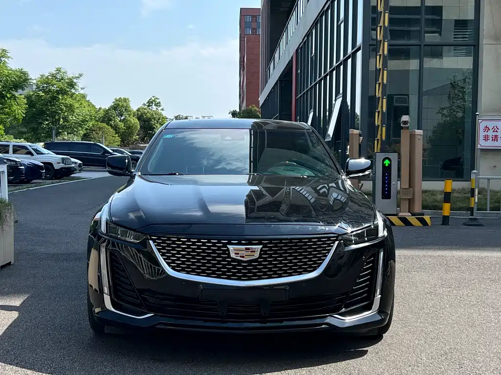 Cadillac CT5 2021 — фото 2