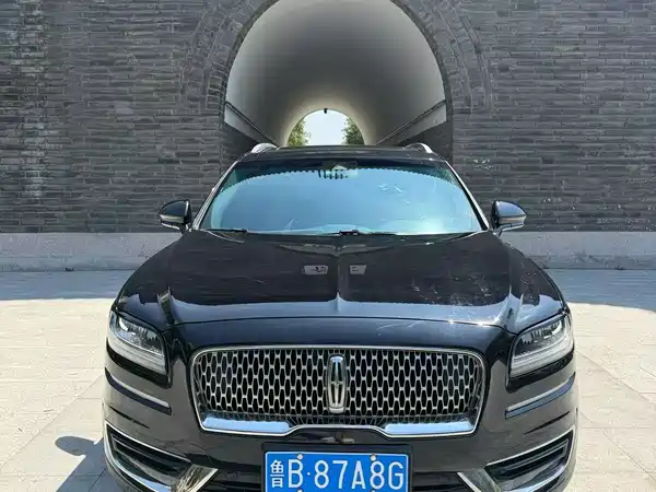 Lincoln Nautilus 2019