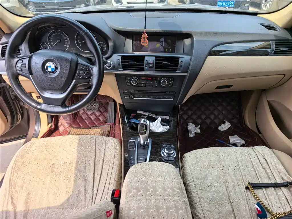 BMW X3 2012 — фото 11