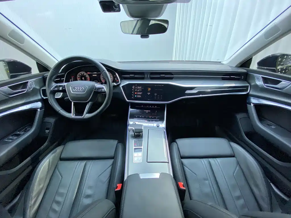 Audi A7 2023 — фото 11