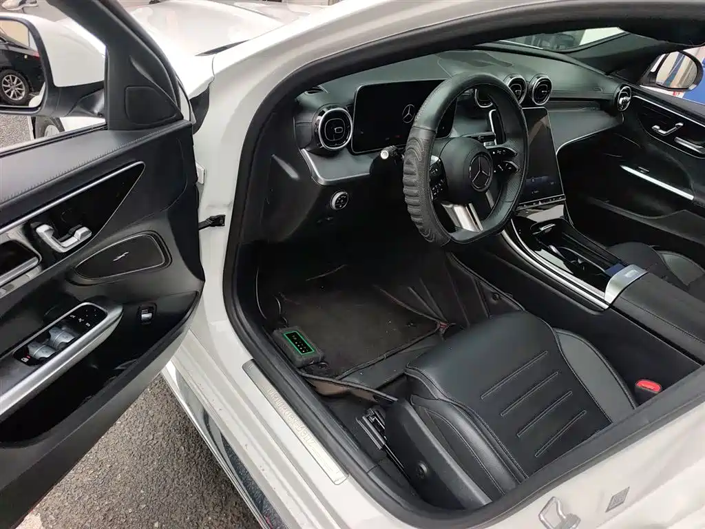 Mercedes-Benz C-Class 2022 — фото 16