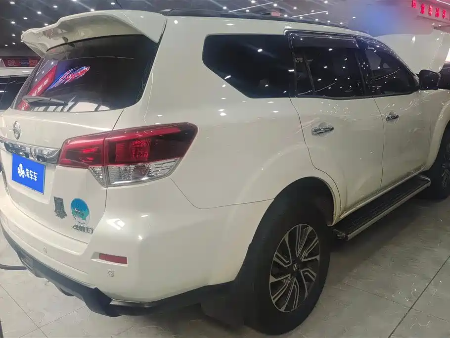 Nissan Terra 2019