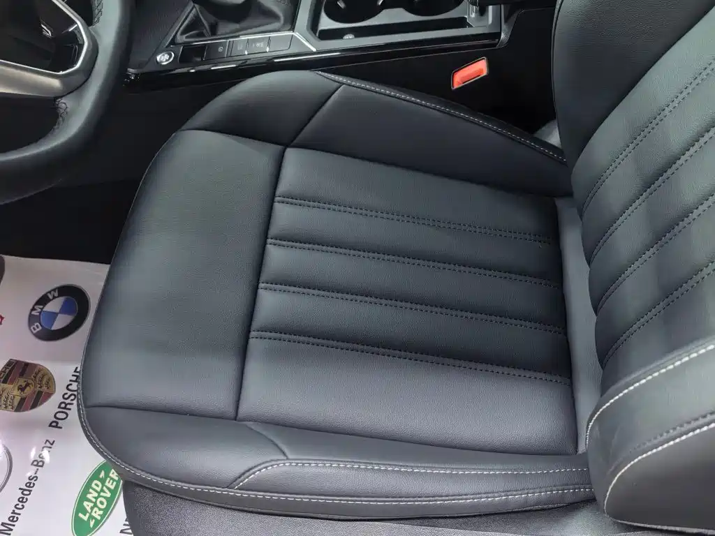 Volkswagen Passat 2023
