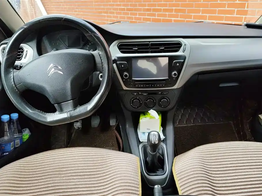 Citroen Elysee 2015 — фото 12