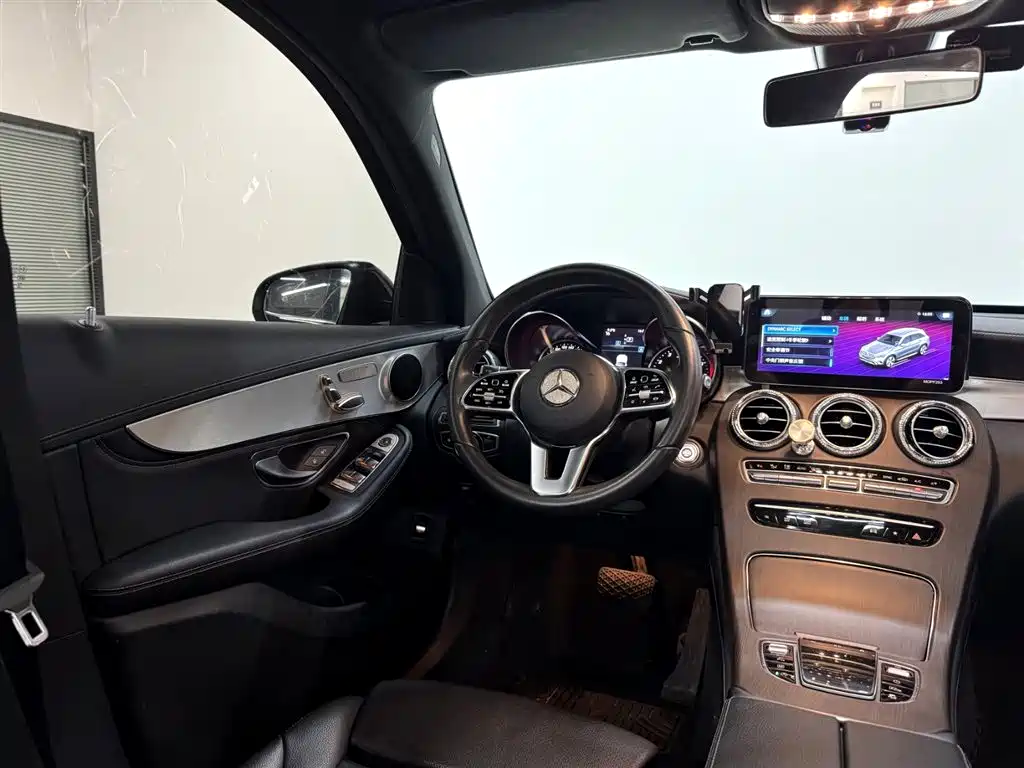 Mercedes-Benz GLC 2020 — фото 17