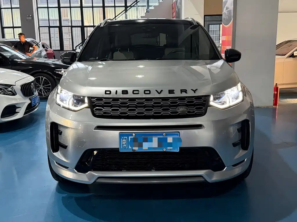 Land Rover Discovery Sport 2021 — фото 2