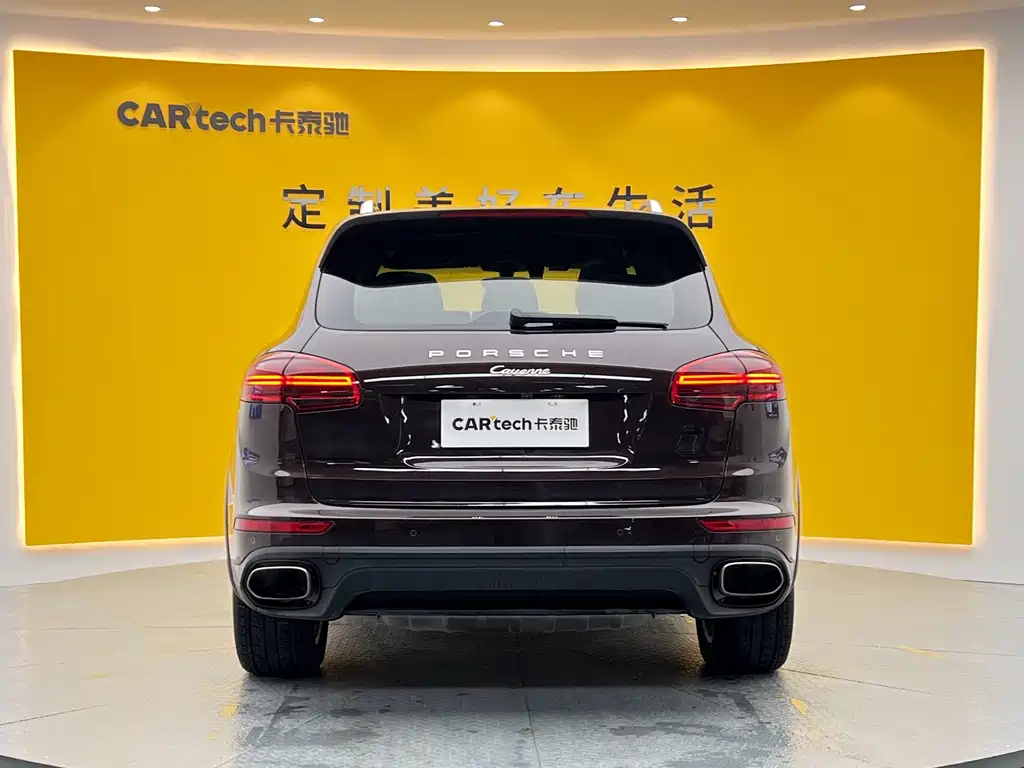 Porsche Cayenne 2017 — фото 28