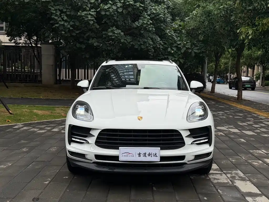 Porsche Macan 2020 — фото 2