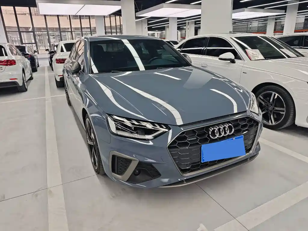 Audi A4L 2022