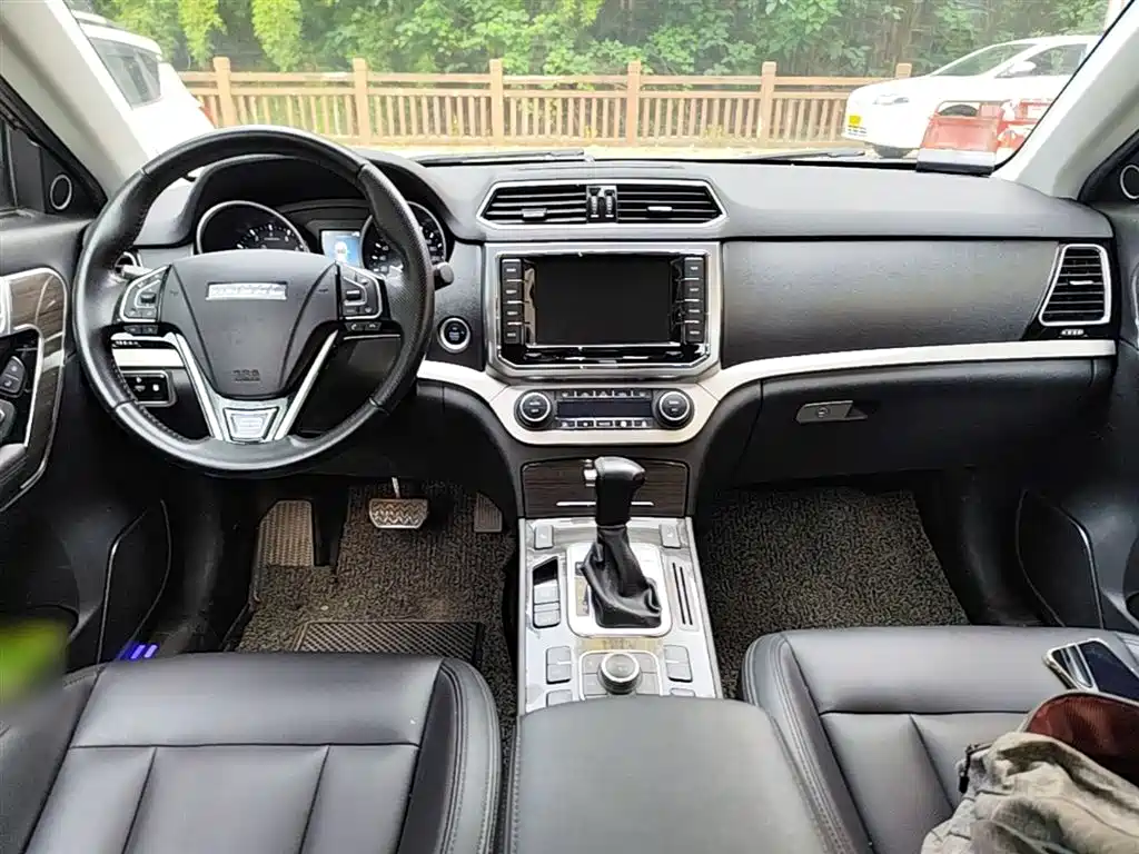 Haval H6 Coupe 2016 — фото 10