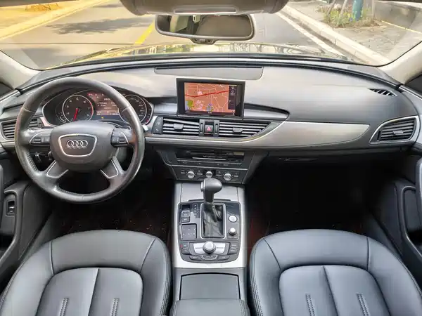 Audi A6L 2012