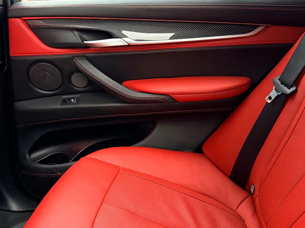 BMW X5 M 2015 — фото 22