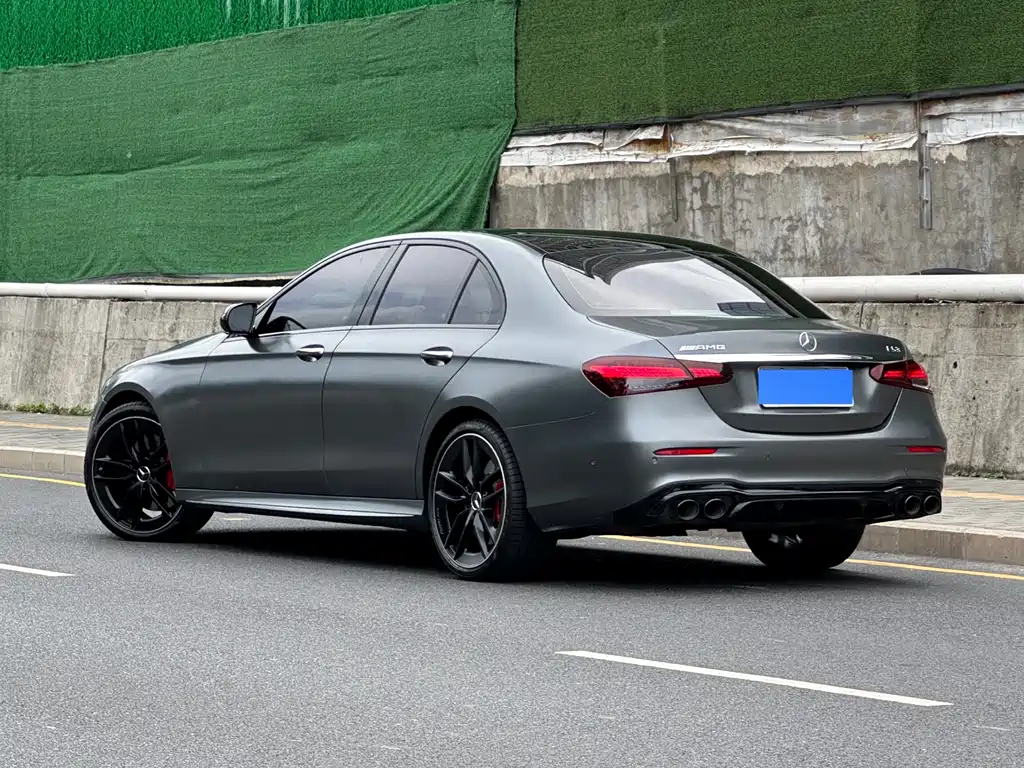 Mercedes-Benz E-Class AMG 2023 — фото 21