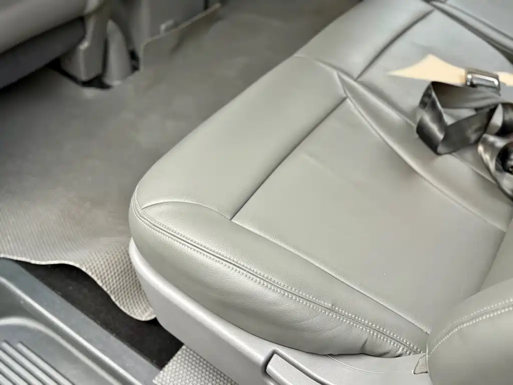 Hyundai H-1 2013 — фото 11