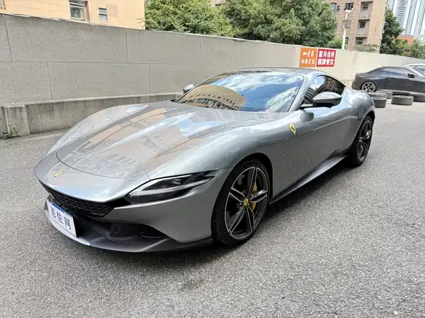 Ferrari Roma 2021