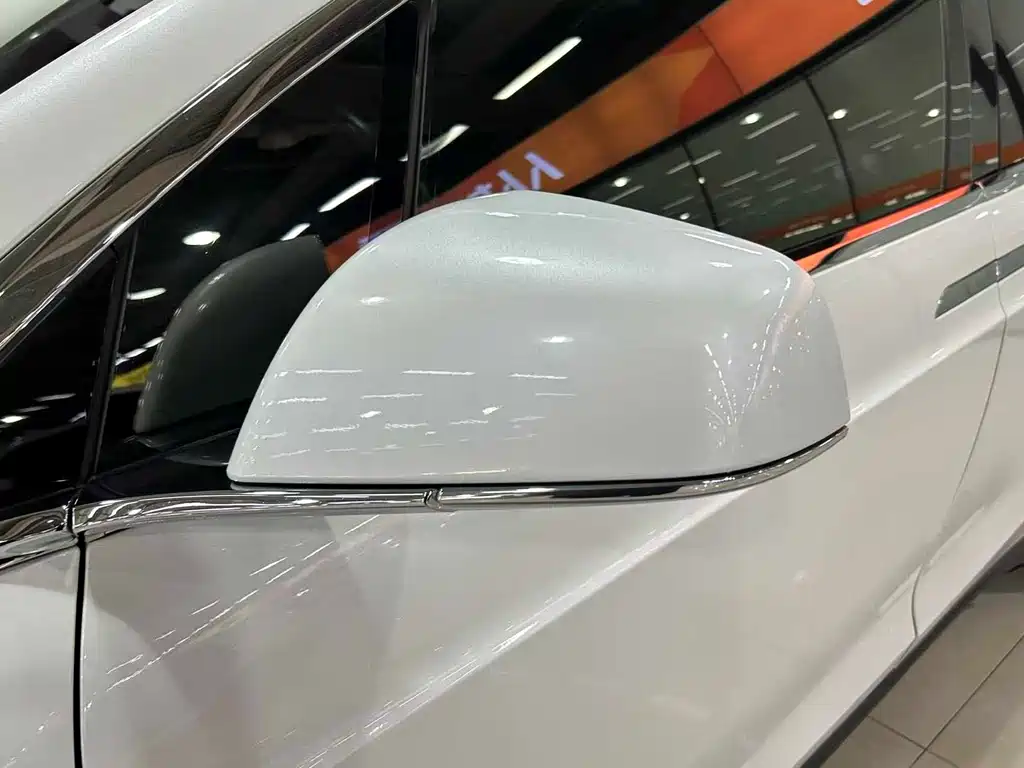 Tesla Model X 2017 — фото 24