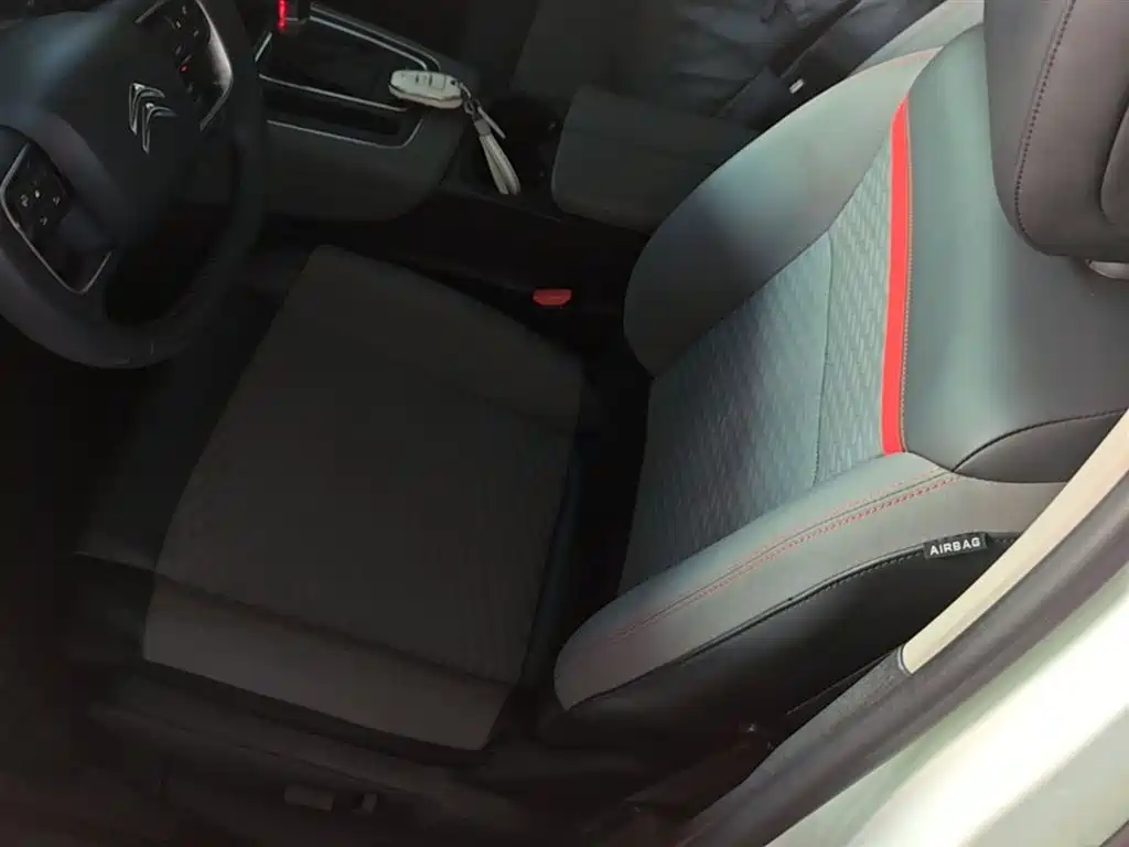 Citroen C5 AIRCROSS 2018 — фото 15