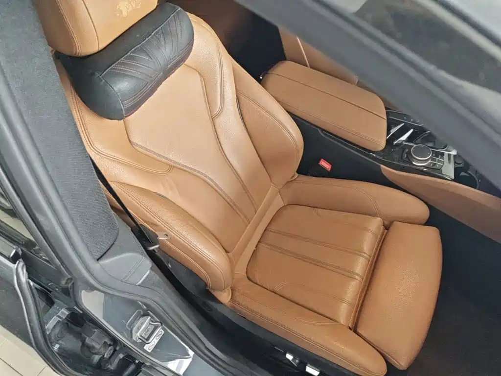 BMW 6 Series GT 2020 — фото 25