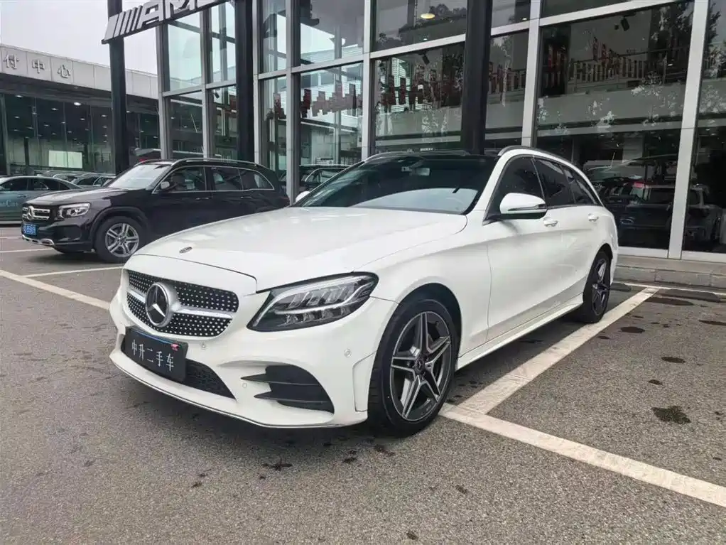 Mercedes-Benz C-Class 2020 — фото 3