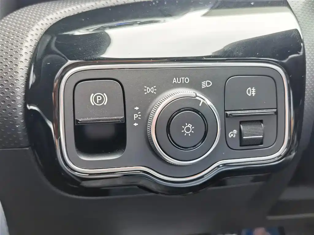 Mercedes-Benz CLA 2023 — фото 31