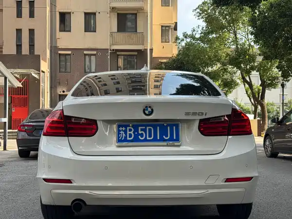 BMW 3 Series 2015