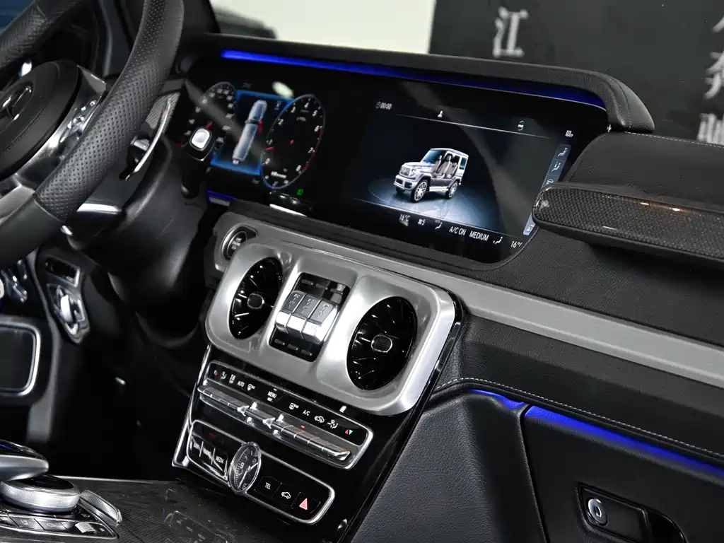 Mercedes-Benz G-Class 2019 — фото 21