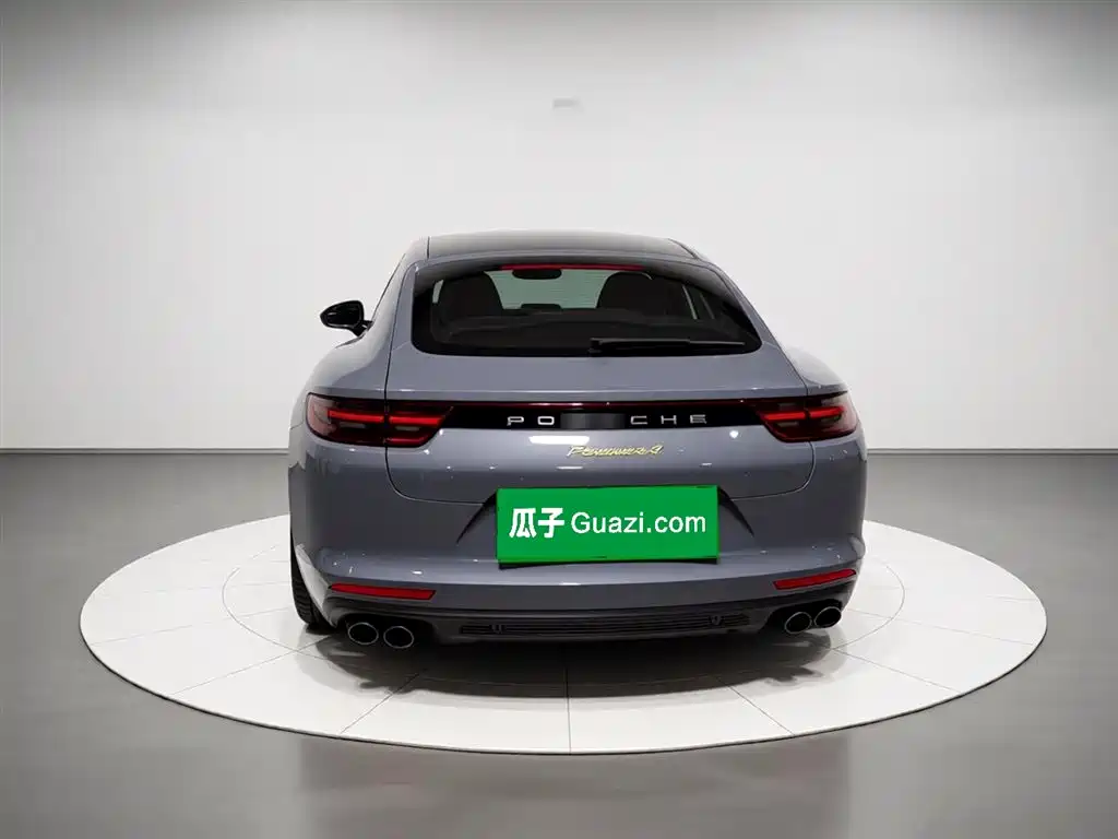 Porsche Panamera Hybrid 2019