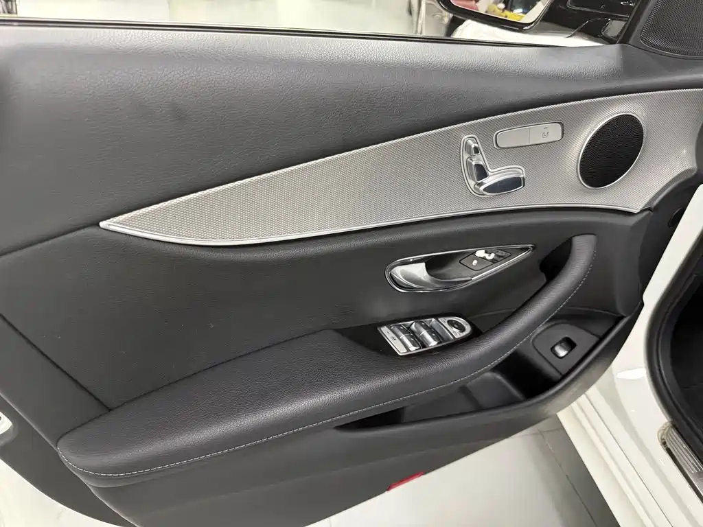 Mercedes-Benz E-Class 2017