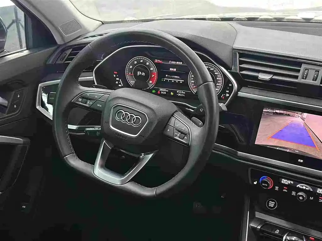Audi Q3 2022 — фото 11