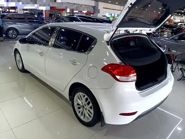 Kia K3S 2015