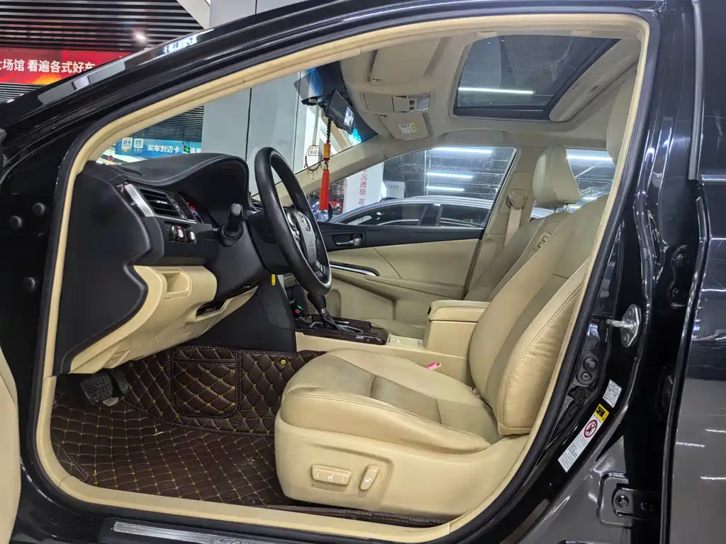Toyota Camry 2016