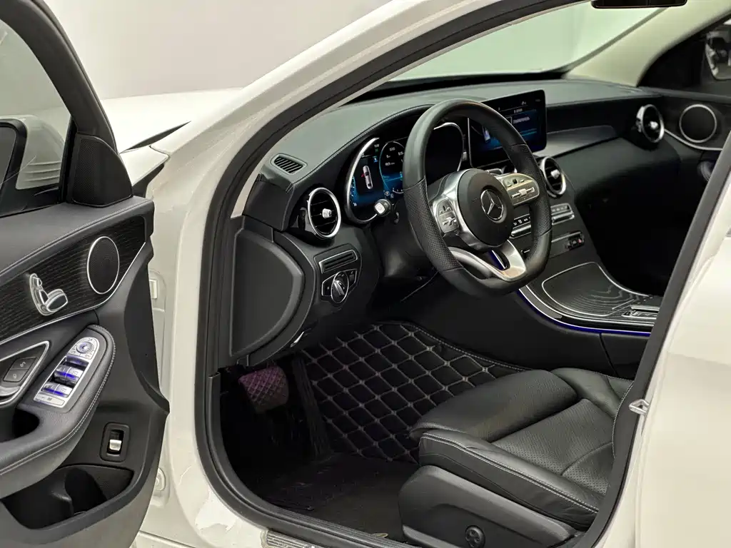 Mercedes-Benz C-Class 2021 — фото 12
