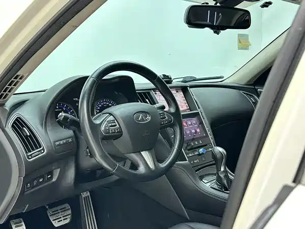 Infiniti Q50L 2016