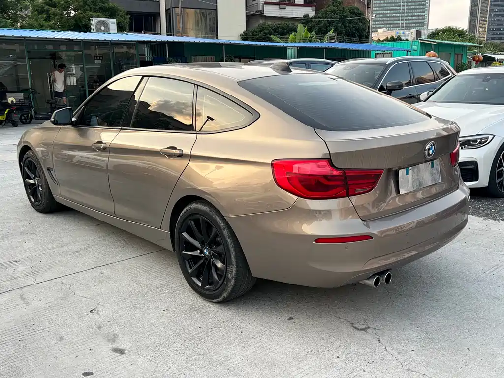 BMW 3 Series GT 2018 — фото 4