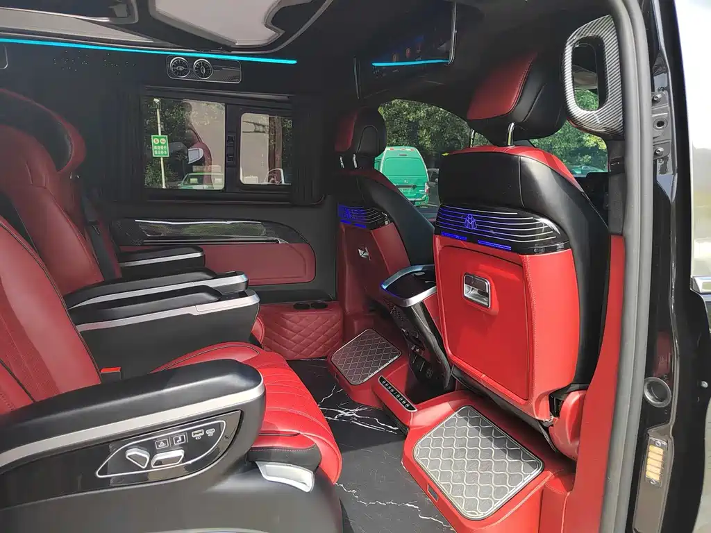 Mercedes-Benz Vito 2023 — фото 11