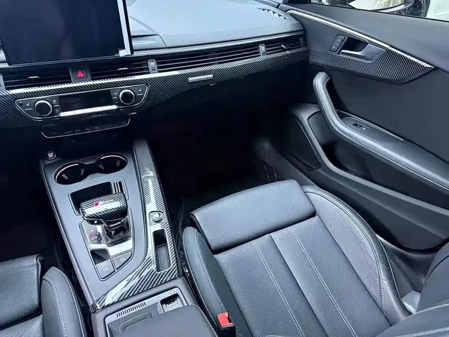 Audi A4L 2022