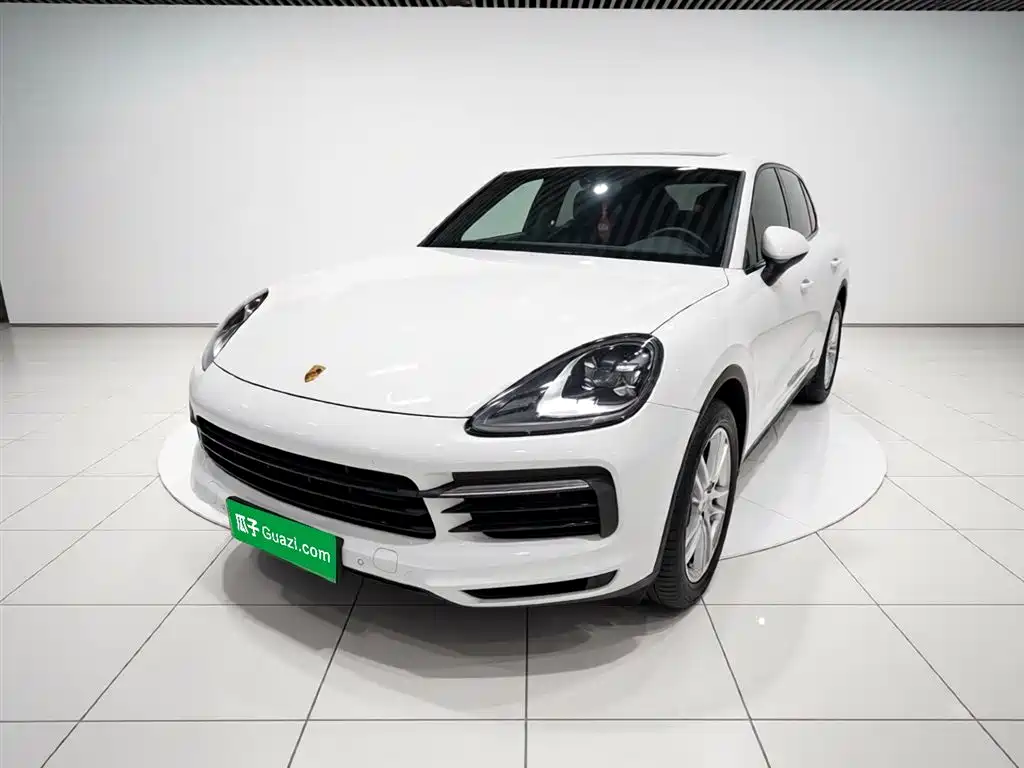 Porsche Cayenne Hybrid 2021 — фото 2