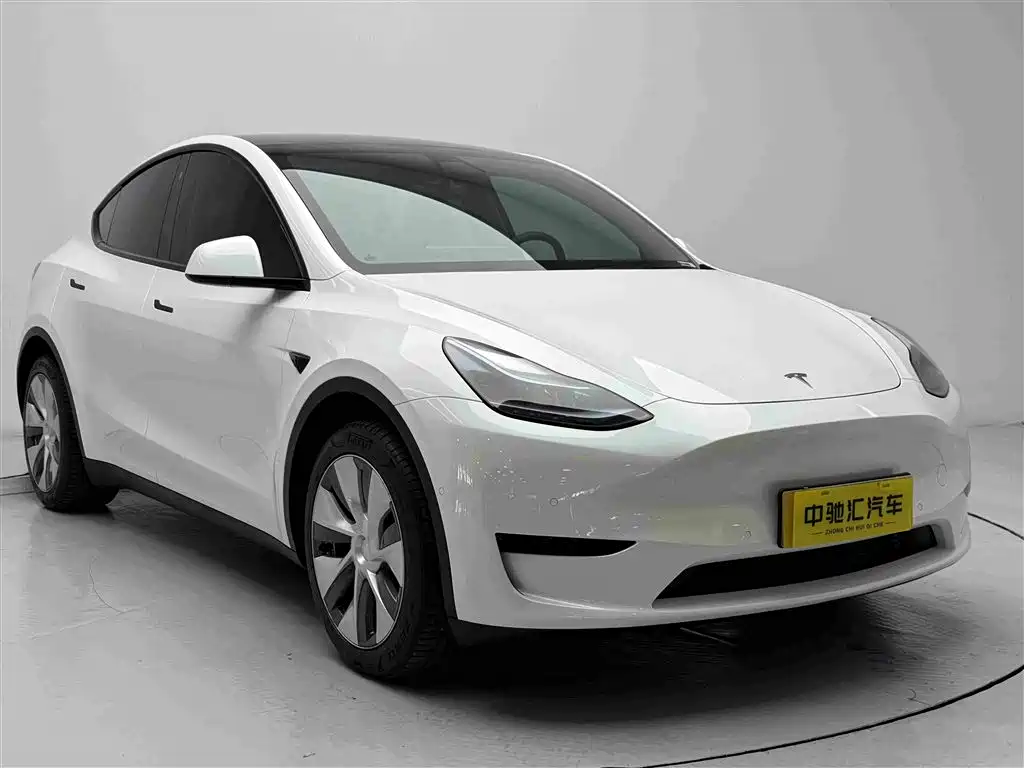 Tesla Model Y 2023 — фото 3