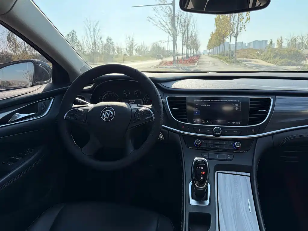 Buick LaCrosse 2020 — фото 10