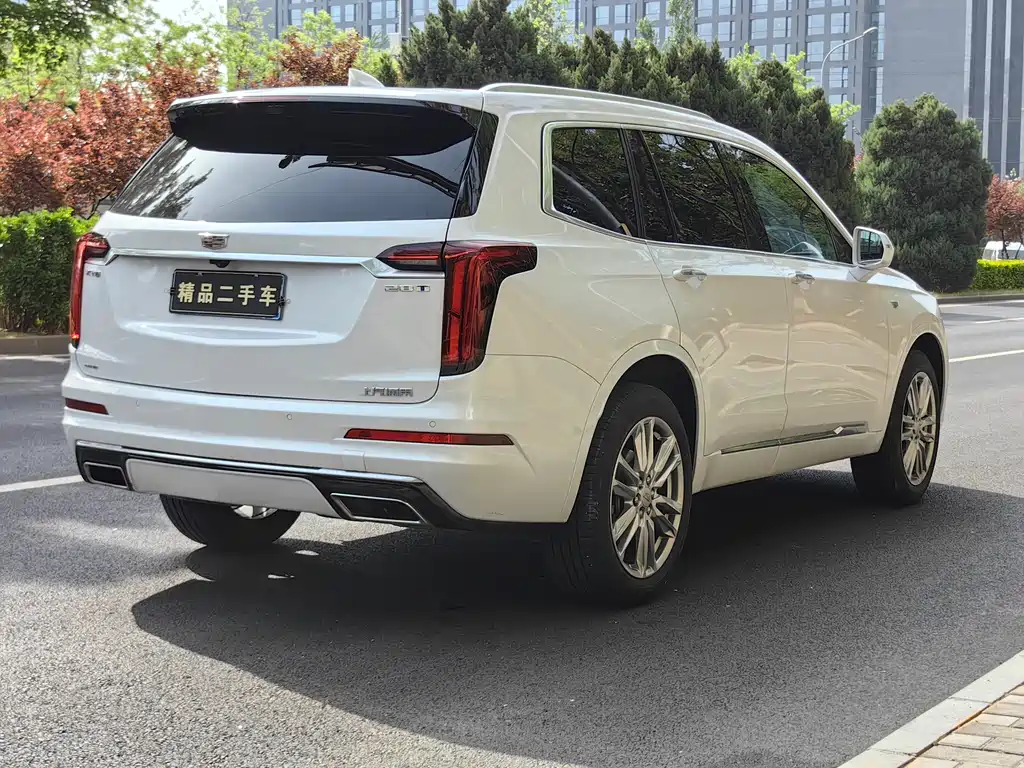 Cadillac XT6 2022 — фото 29