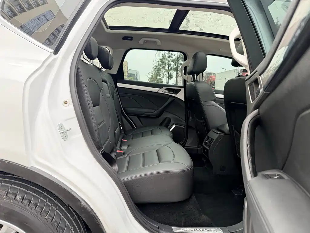 Haval H7 2016 — фото 14