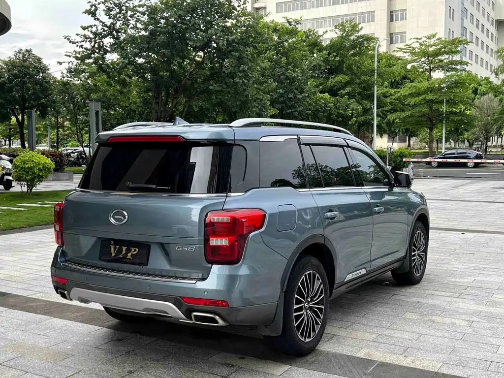 GAC Motor Trumpchi GS8 2017 — фото 11