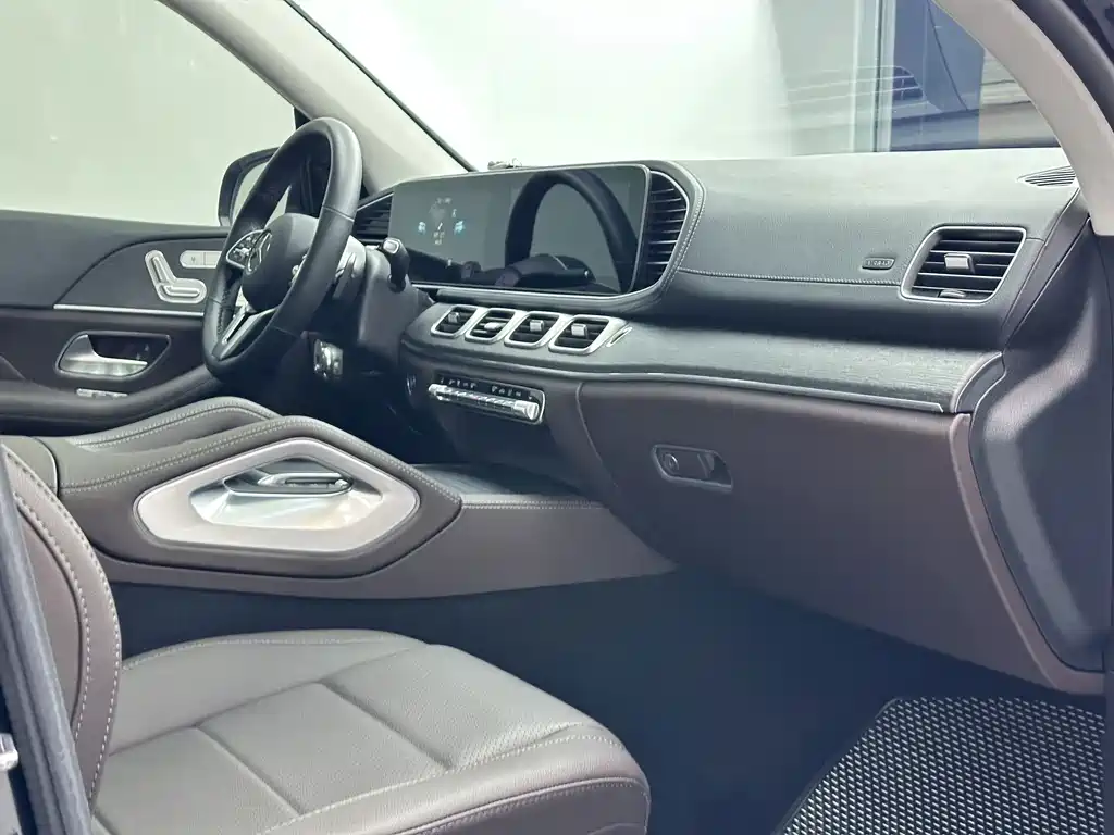 Mercedes-Benz GLE 2022 — фото 17