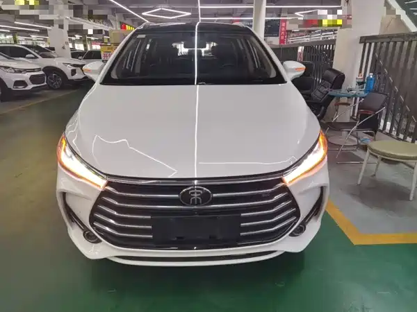BYD Song MAX 2017